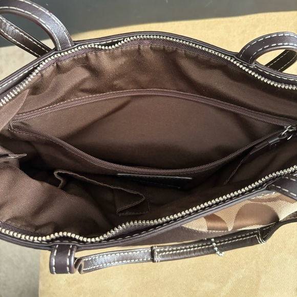 COACH Signature stripe canvas shoulder bag